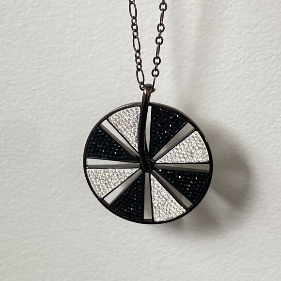 Butler FAC 29" Crystal Black & Clear Wheel Necklace - Picture 4 of 10